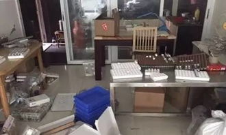 2元 x26quot 塑料片 x26quot 贴某名品牌商标 变名牌隐形眼镜